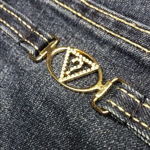 GUESS LOS ANGELES GRACE FIT LOW RISE STRAIGHT JEANS 29x32 ⭐️